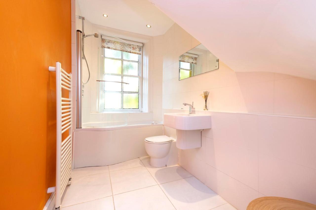 Joivy Delightful Flat With Parking Apartment Edinburgh Bagian luar foto
