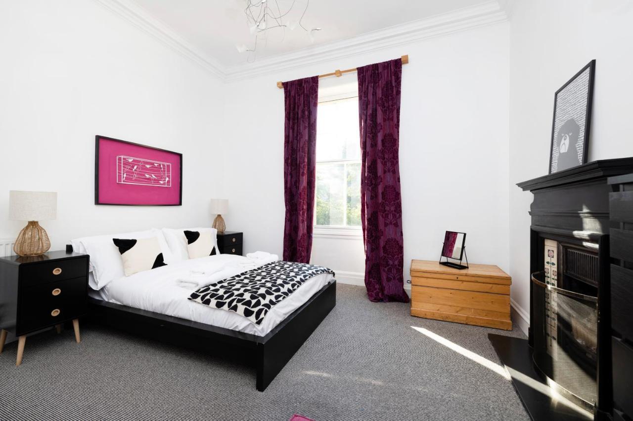Joivy Delightful Flat With Parking Apartment Edinburgh Bagian luar foto