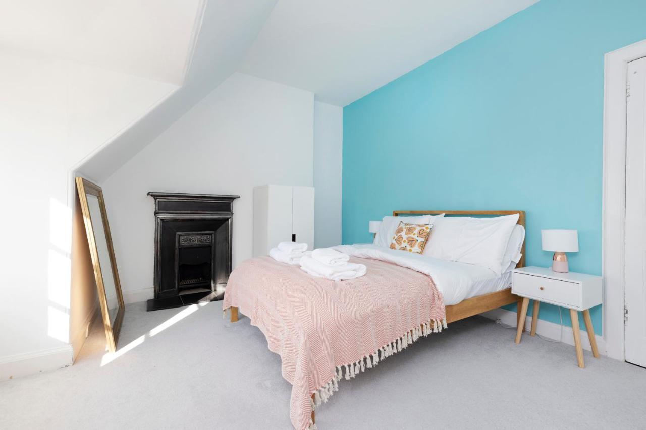 Joivy Delightful Flat With Parking Apartment Edinburgh Bagian luar foto