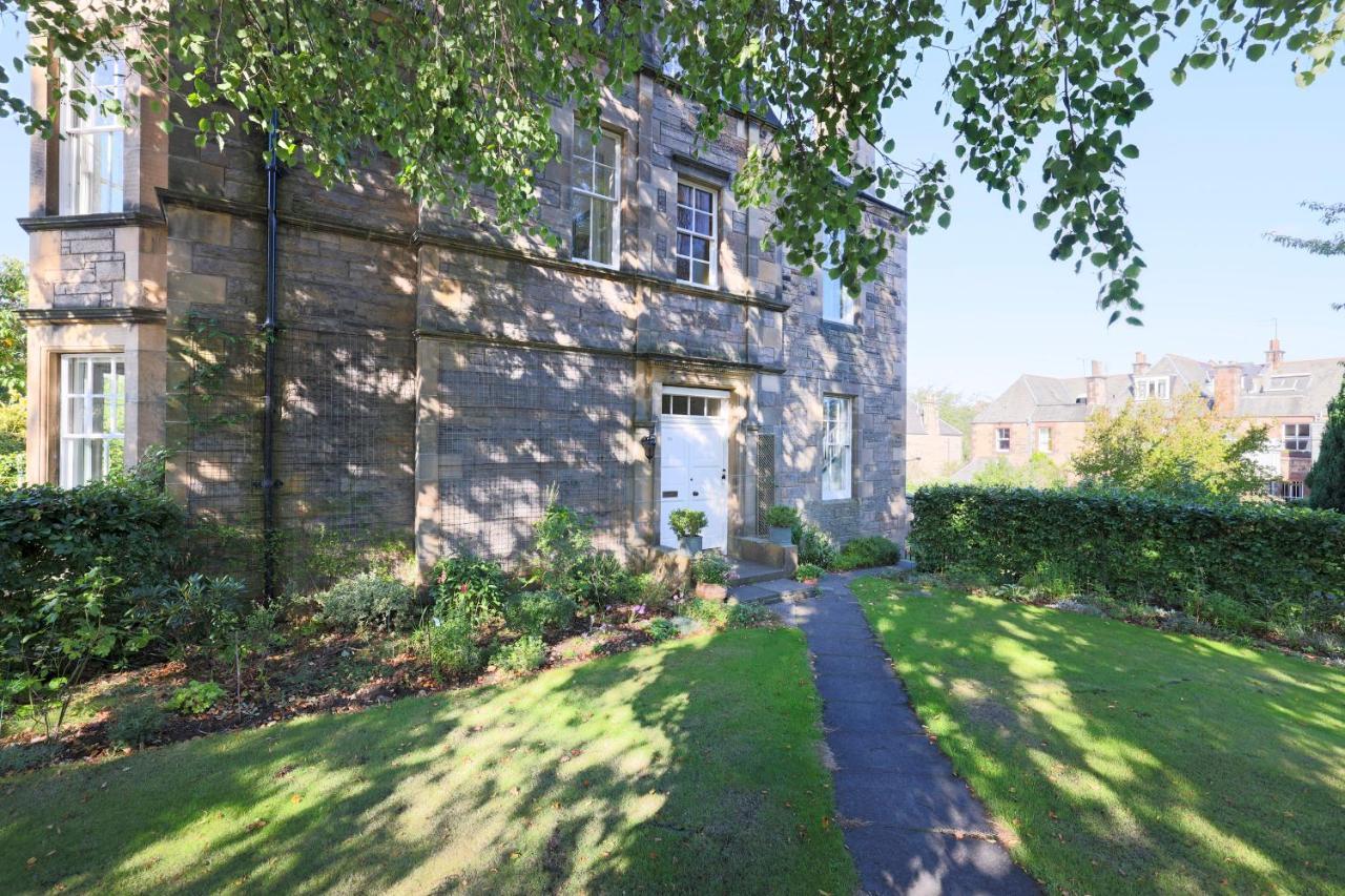Joivy Delightful Flat With Parking Apartment Edinburgh Bagian luar foto