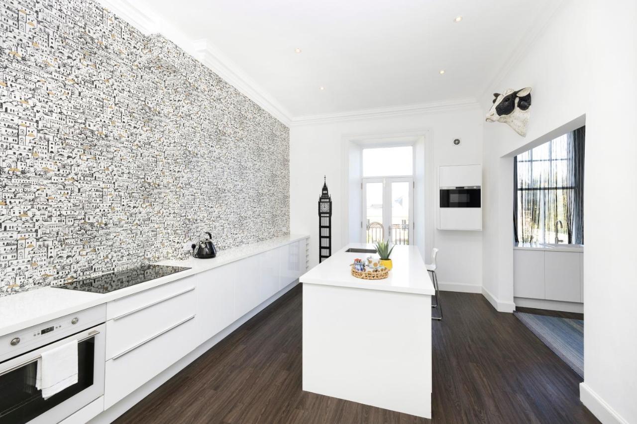 Joivy Delightful Flat With Parking Apartment Edinburgh Bagian luar foto